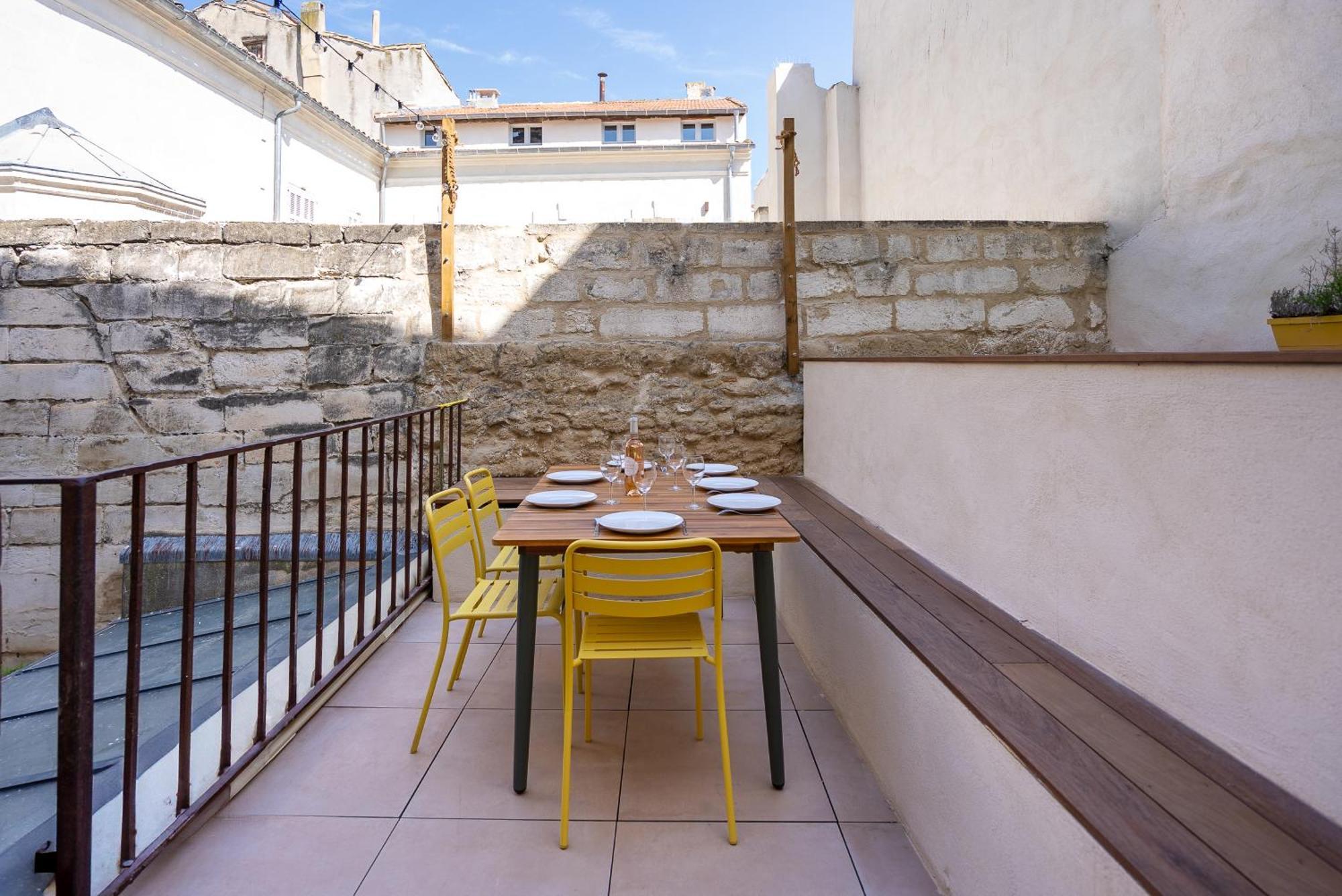 La Terrasse Du Saint-Didier Avignon Bagian luar foto